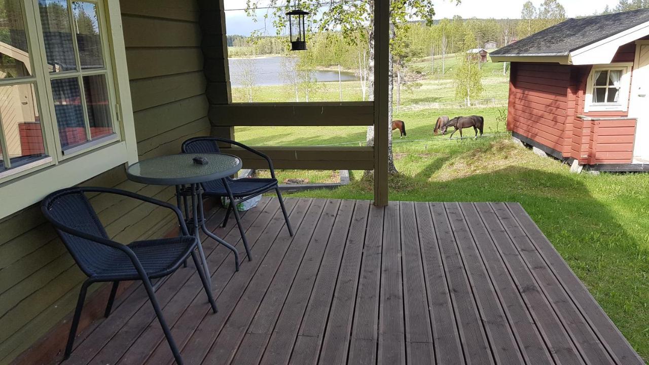 كاليكس Countryside Cottage By The River المظهر الخارجي الصورة